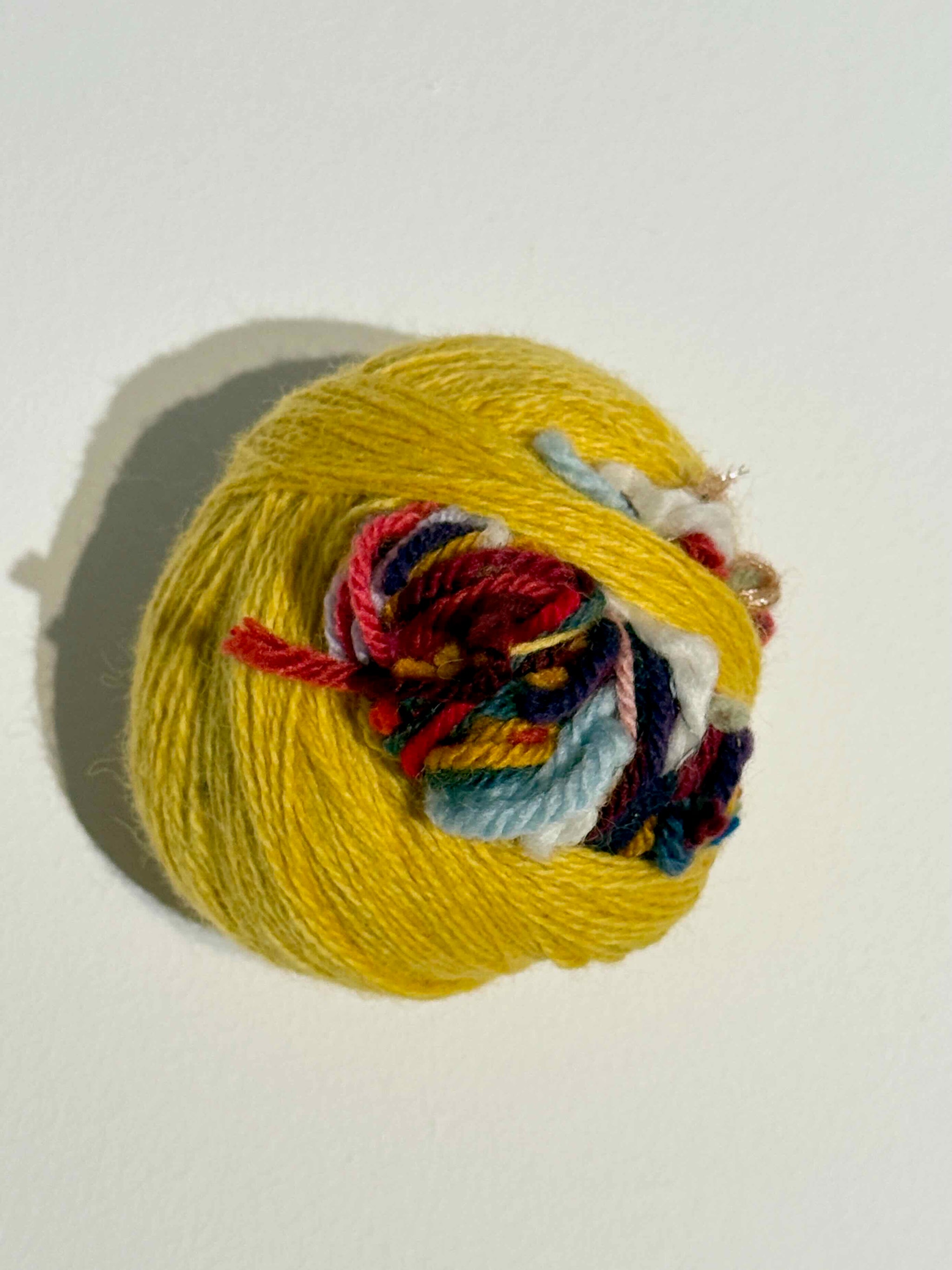 Konenki ou les années de renouveau 4, laine, 8x8 cm, 2026.